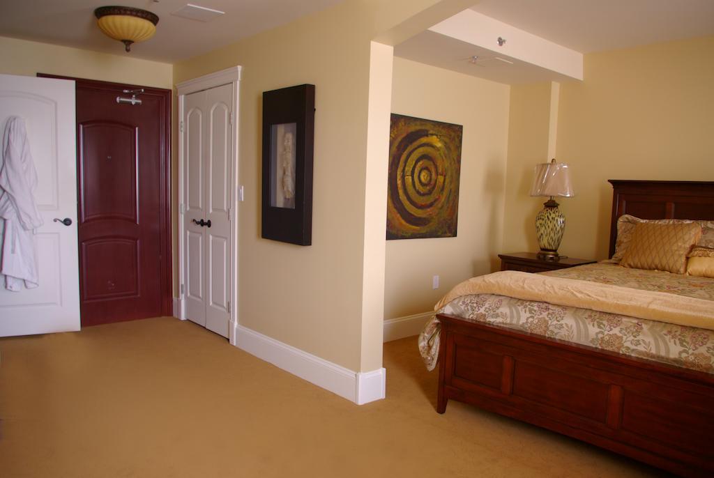 Grant Hall 3* Moose Jaw